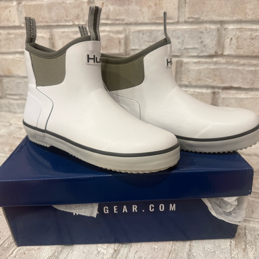 Huk White and Gray Boots